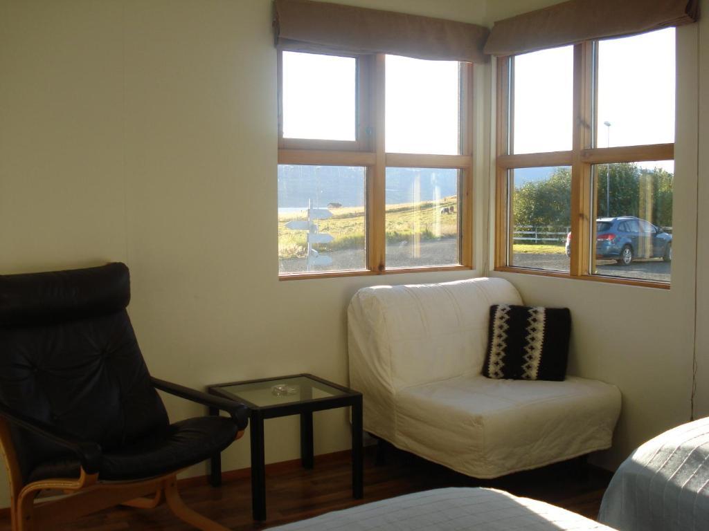 Guesthouse Petursborg Akureyri Room photo