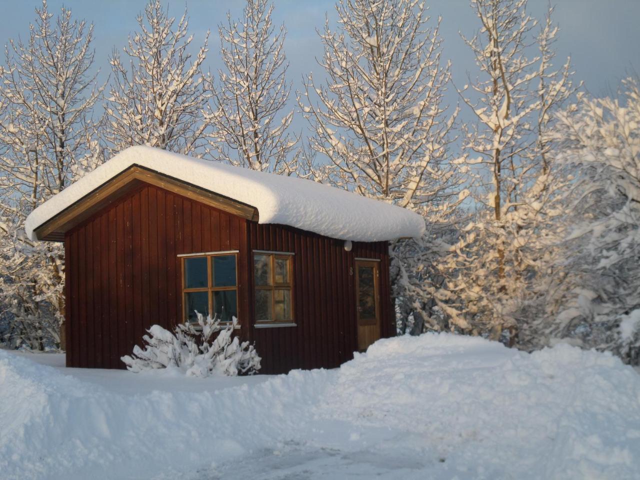 Guesthouse Petursborg Akureyri Exterior photo