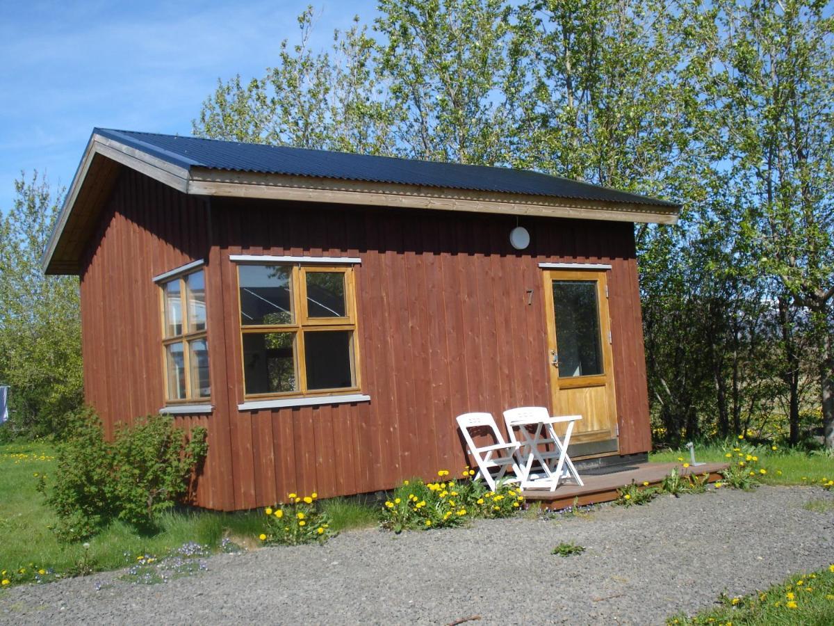 Guesthouse Petursborg Akureyri Exterior photo